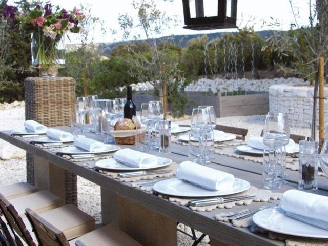L'Auberge De L'Aubergine Eygalieres  Luaran gambar